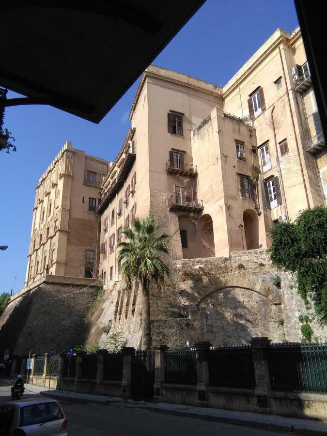 Hello Cathedral House Apartment Palermo Bagian luar foto